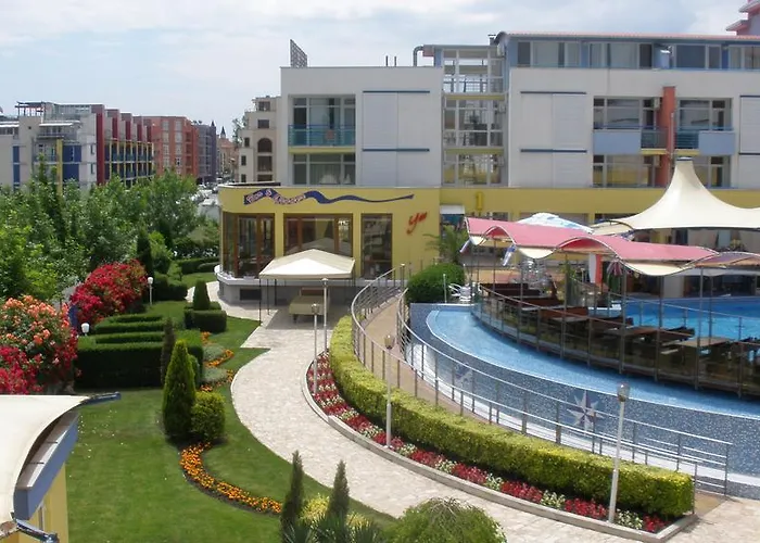 In Elit 3 Apartcomplex Napospart