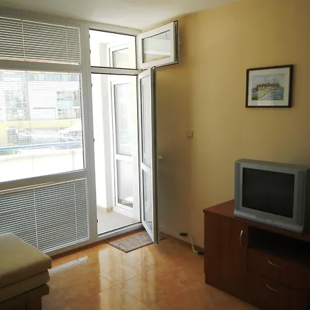 Apartment In Elit 3 Apartcomplex *